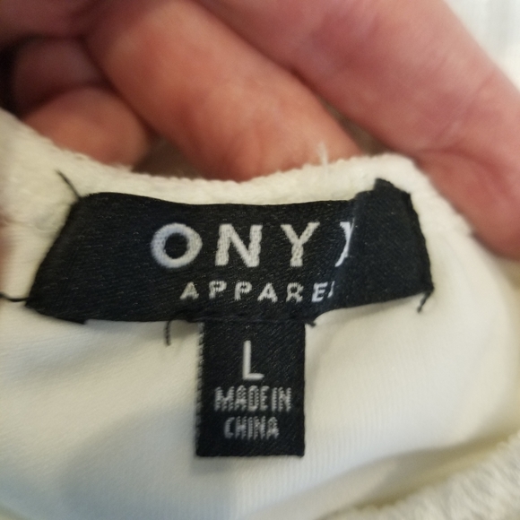 ONYX APPAREL Of the Shoulder Tunic Shirt Coverup - Picture 9 of 13